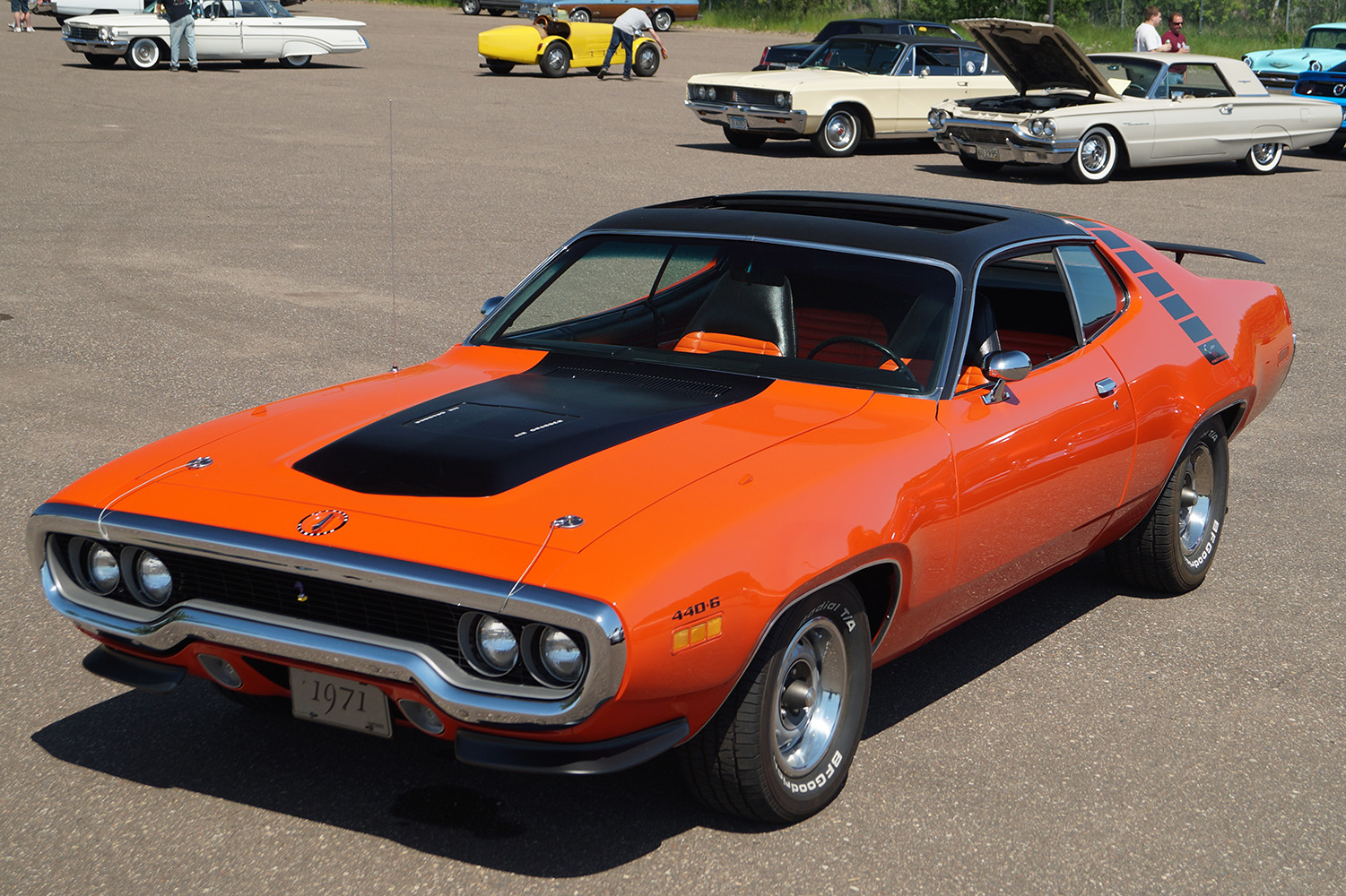 Plymouth Roadrunner 1971 - Crédit photo : commons.wikimedia.org by Greg Gjerdingen - CC BY 2.0 Image