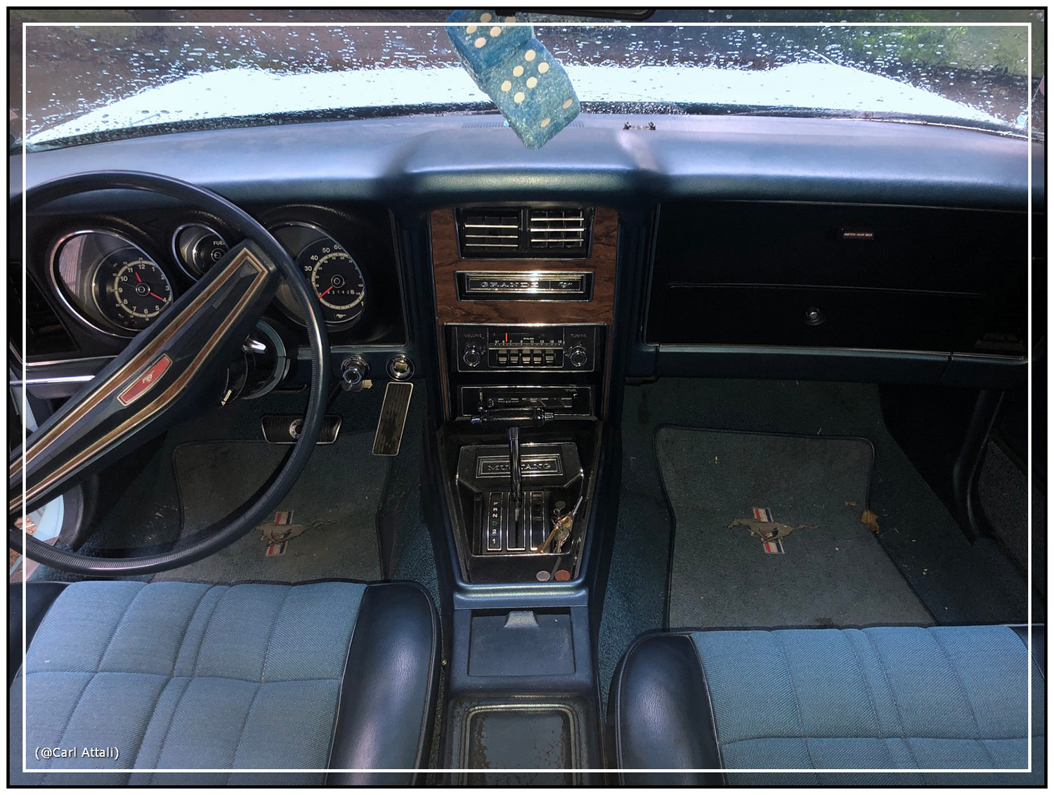 Tableau de bord 1972 - © photo : Carl Attali Image