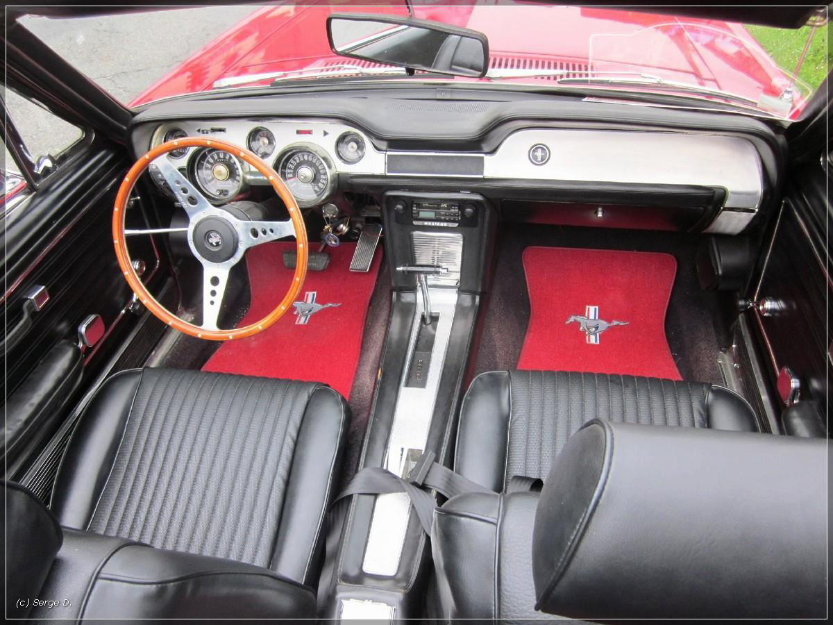 Tableau de bord Cabriolet 1968 - © photo : Mustang Club de France Image